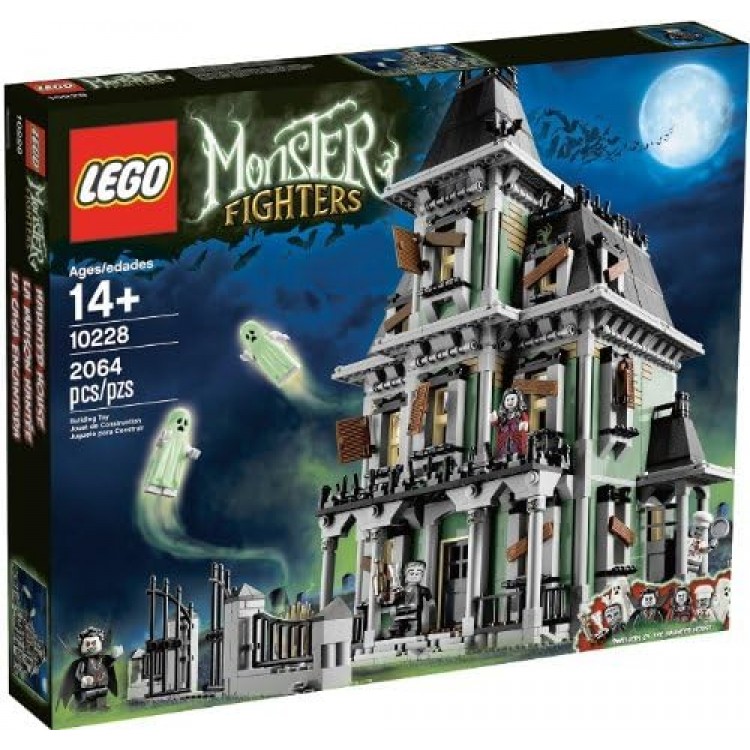 LEGO 10228 Monster Fighters Haunted House LEGO 10228 Monster Fighters Haunted House