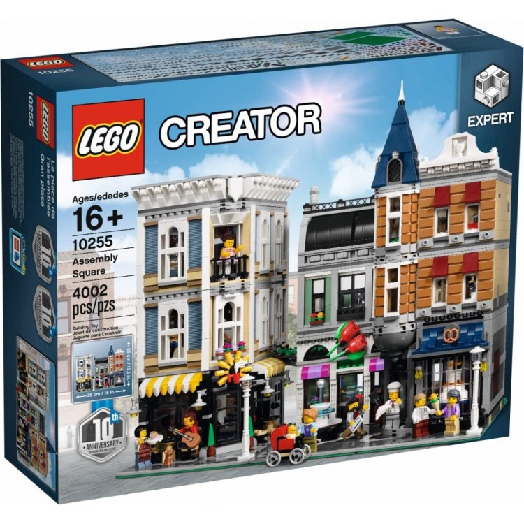 LEGO 10255 Creator Expert Assembly Square