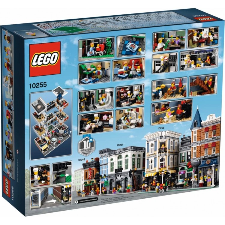 LEGO 10255 Creator Expert Assembly Square