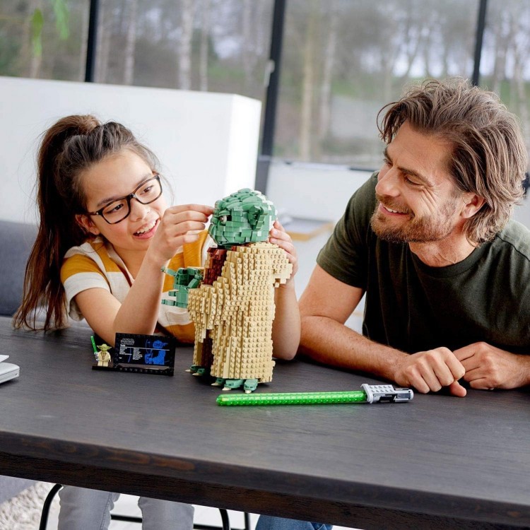 LEGO 75255 Star Wars Klonların Saldırısı Yoda