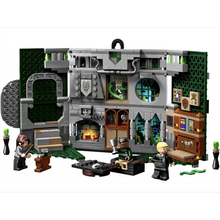 LEGO 76410 Harry Potter Slytherin Binası Bayrağı 