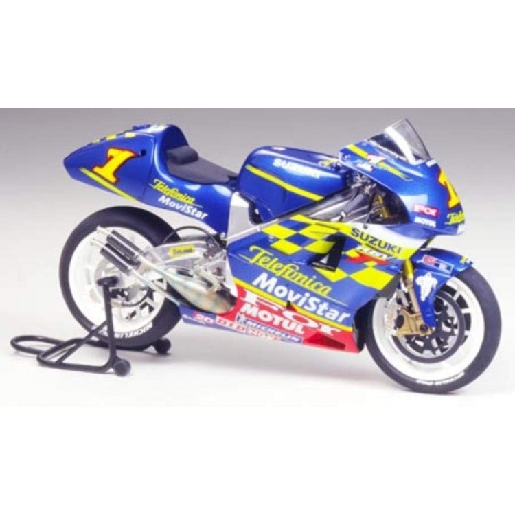 Tamiya 1/12 Telefonica Suzuki Rgv '01 Plastik Motorsiklet Maket Yapım Kiti